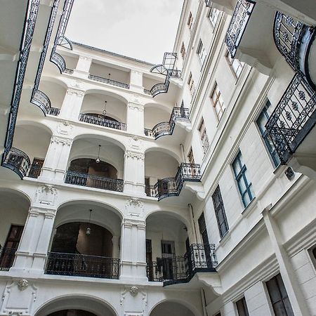 All In Apartman Будапеща Екстериор снимка