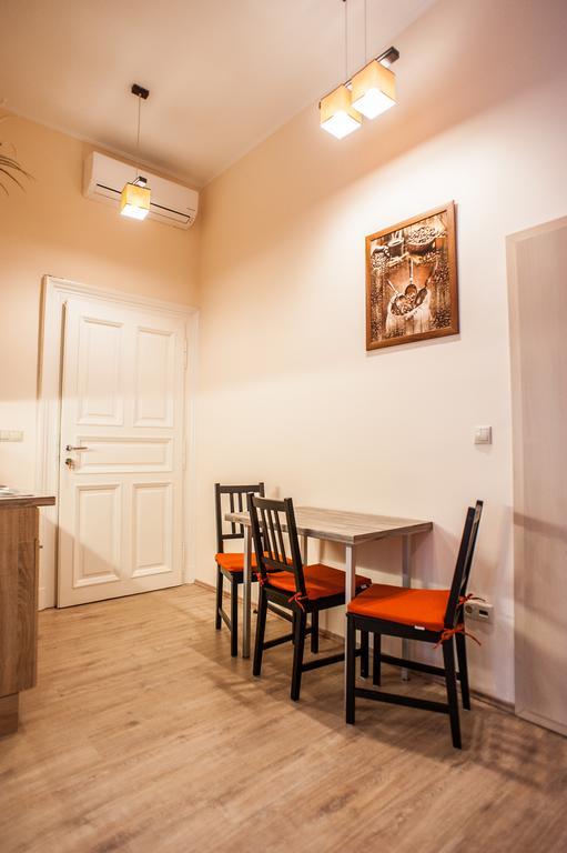 All In Apartman Будапеща Стая снимка