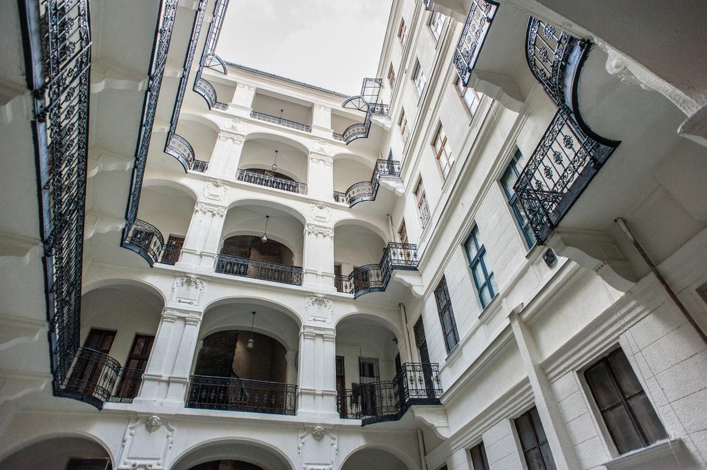 All In Apartman Будапеща Екстериор снимка